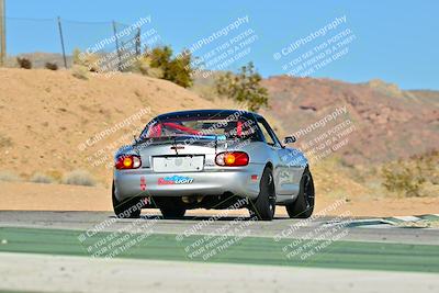 media/Dec-13-2025-Extreme Speed (Sat) [[d129ecb0b9]]/Beginner/Session 2 (Turn 4)/